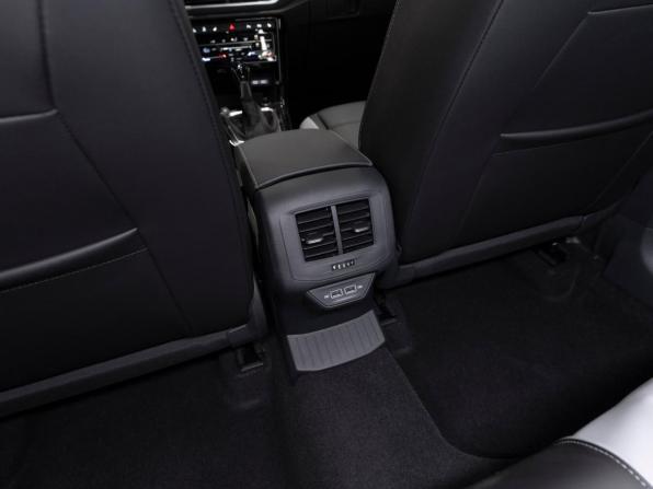 Volkswagen T-Roc I (China Market) Рестайлинг с пробегом 2026 года, цена 3 550 000 рублей, 17 км, внедорожник, Автокод Объявления