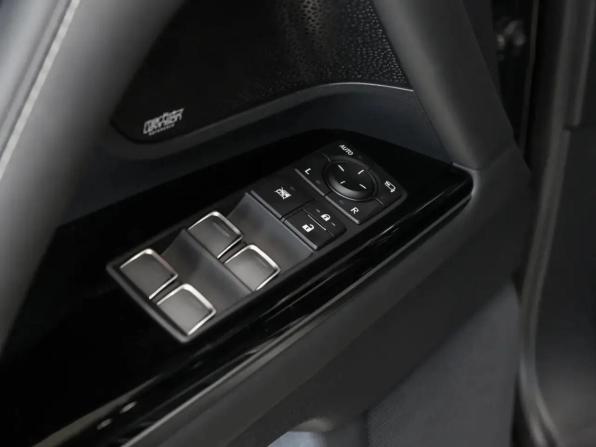 Lexus LX IV с пробегом 2026 года, цена 21 010 000 рублей, 100 км, внедорожник, Автокод Объявления