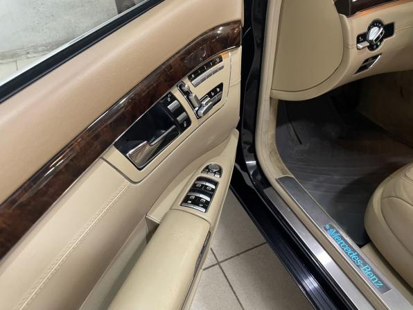 Mercedes-Benz S-Класс V (W221) Рестайлинг с пробегом 2011 года, цена 1 280 000 рублей, 284267 км, седан, Автокод Объявления