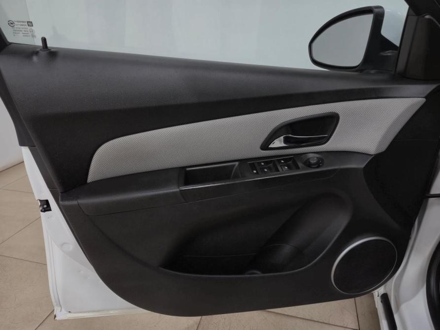Chevrolet Cruze I Альметьевск  - изображение 9