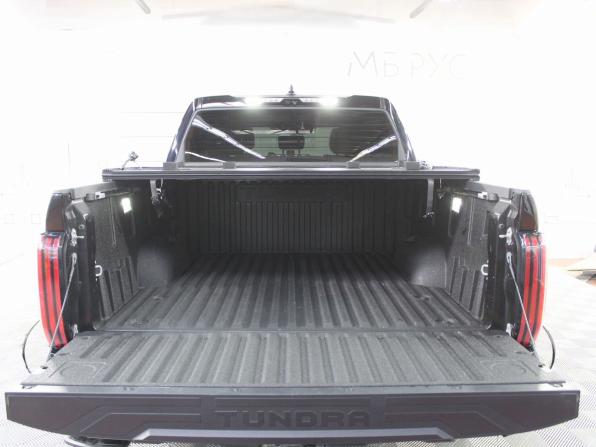 Toyota Tundra III с пробегом 2023 года, цена 8 699 000 рублей, 51000 км, offers.body_type.unknown, Автокод Объявления