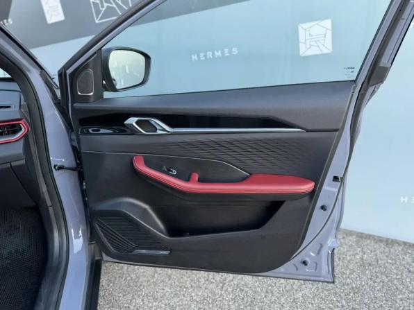 Geely Coolray I Рестайлинг с пробегом 2023 года, цена 1 879 000 рублей, 47843 км, внедорожник, Автокод Объявления