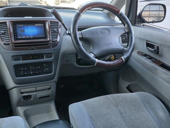 Toyota Nadia с пробегом 1998 года, цена 263 000 рублей, 299999 км, компактвэн, Автокод Объявления