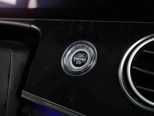 Mercedes-Benz E-Класс V (W213 S213 C238) с пробегом 2018 года, цена 3 190 000 рублей, 150101 км, седан, Автокод Объявления