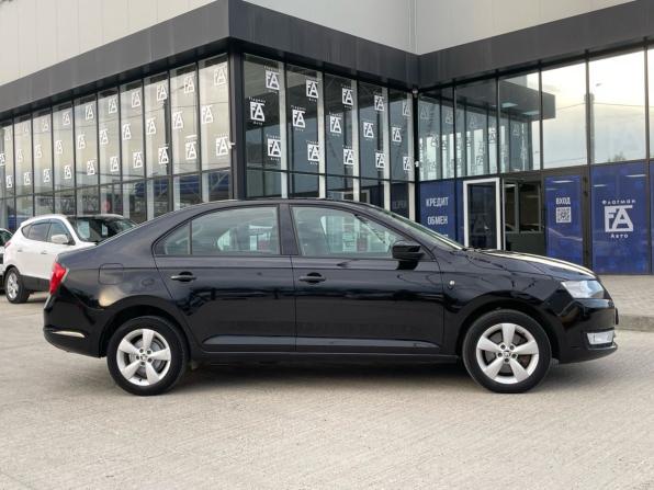 Skoda Rapid I с пробегом 2015 года, цена 1 090 000 рублей, 221000 км, лифтбек, Автокод Объявления