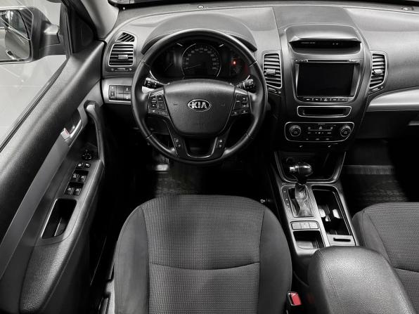 Kia Sorento II Рестайлинг с пробегом 2014 года, цена 1 595 000 рублей, 242109 км, внедорожник, Автокод Объявления