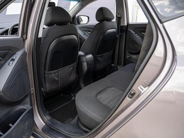 Hyundai ix35 I Рестайлинг с пробегом 2015 года, цена 1 500 000 рублей, 231766 км, внедорожник, Автокод Объявления