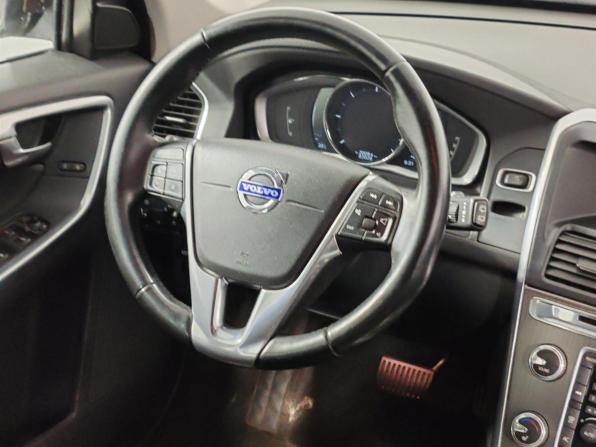Volvo XC60 I Рестайлинг с пробегом 2015 года, цена 2 450 000 рублей, 82007 км, внедорожник, Автокод Объявления