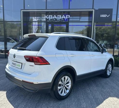 Volkswagen Tiguan II Рестайлинг с пробегом 2021 года, цена 2 699 000 рублей, 83000 км, внедорожник, Автокод Объявления