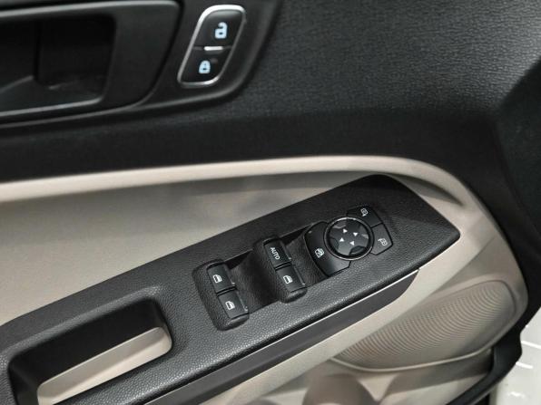 Ford EcoSport II Рестайлинг с пробегом 2020 года, цена 1 350 000 рублей, 159664 км, внедорожник, Автокод Объявления