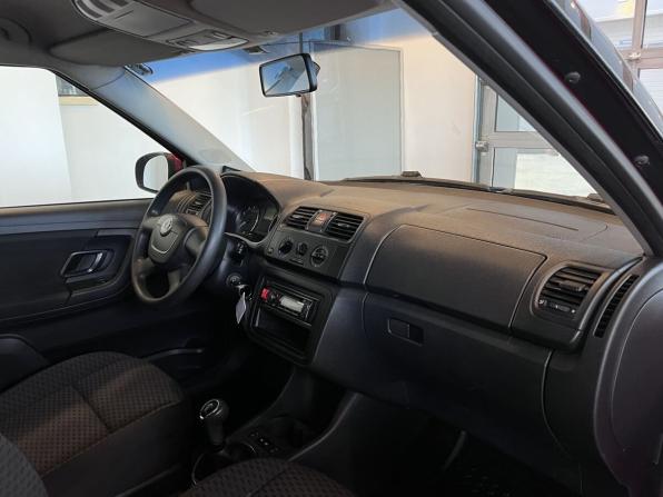 Skoda Fabia II Рестайлинг с пробегом 2011 года, цена 580 000 рублей, 133980 км, хэтчбек, Автокод Объявления