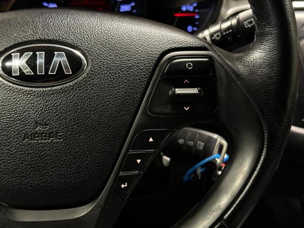 Kia Ceed II Рестайлинг с пробегом 2016 года, цена 1 340 000 рублей, 156262 км, хэтчбек, Автокод Объявления