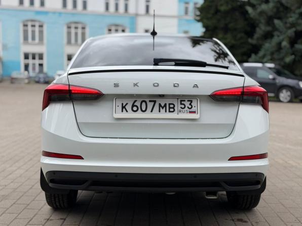 Skoda Rapid I Рестайлинг с пробегом 2020 года, цена 1 620 000 рублей, 110000 км, лифтбек, Автокод Объявления