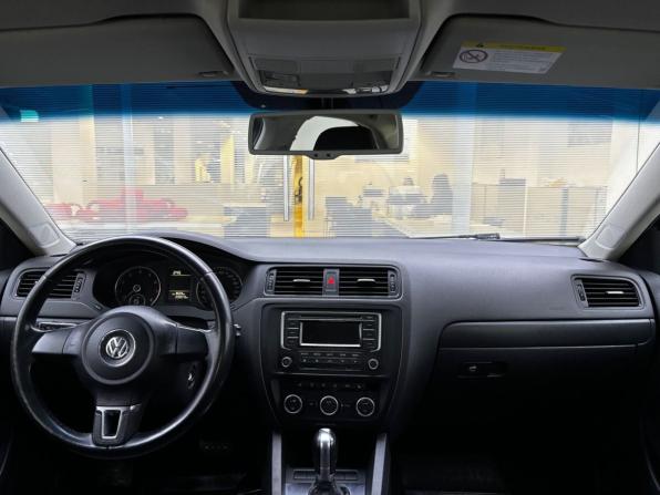 Volkswagen Jetta VI с пробегом 2013 года, цена 985 000 рублей, 235000 км, седан, Автокод Объявления