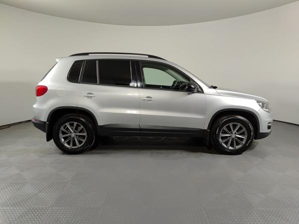 Volkswagen Tiguan I Рестайлинг с пробегом 2012 года, цена 930 000 рублей, 301000 км, внедорожник, Автокод Объявления