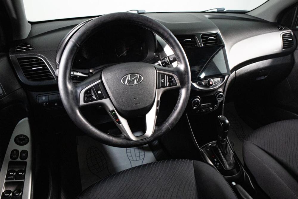 Hyundai Solaris I Рестайлинг Сургут  - изображение 11