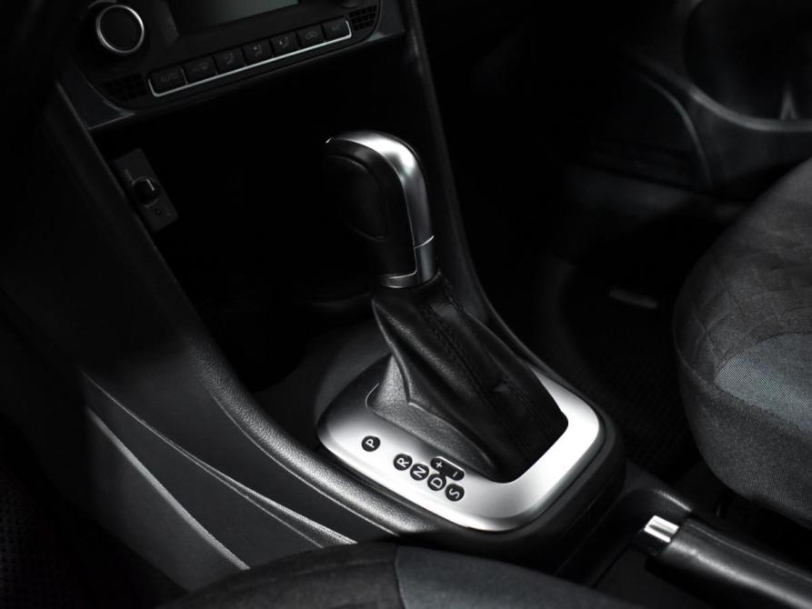 Volkswagen Polo V Рестайлинг Санкт-Петербург  - изображение 12