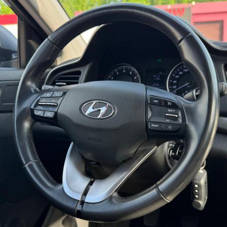 Hyundai Elantra VI (AD) Рестайлинг с пробегом 2019 года, цена 1 576 000 рублей, 116359 км, седан, Автокод Объявления