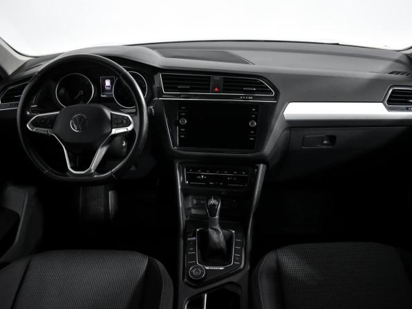 Volkswagen Tiguan II Рестайлинг с пробегом 2021 года, цена 1 919 000 рублей, 184951 км, внедорожник, Автокод Объявления