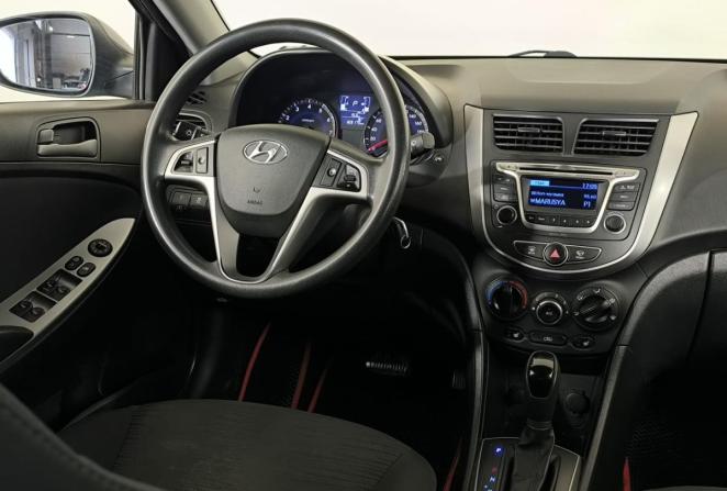 Hyundai Solaris I Рестайлинг с пробегом 2016 года, цена 1 079 000 рублей, 169175 км, седан, Автокод Объявления