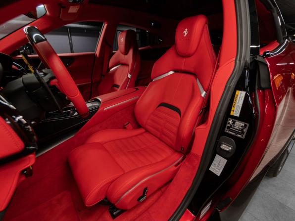 Ferrari Purosangue с пробегом 2025 года, цена 56 000 000 рублей, 7701 км, внедорожник, Автокод Объявления