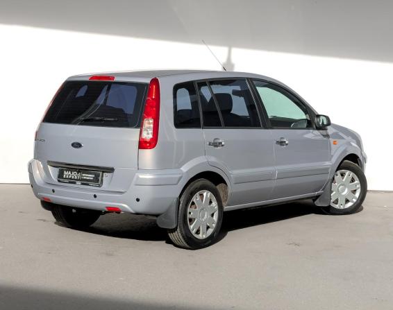 Ford Fusion I Рестайлинг с пробегом 2012 года, цена 800 000 рублей, 111925 км, хэтчбек, Автокод Объявления