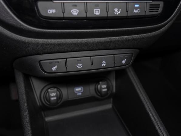 Hyundai Solaris II с пробегом 2019 года, цена 1 495 000 рублей, 83112 км, седан, Автокод Объявления