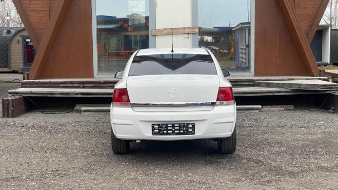 Opel Astra H Рестайлинг с пробегом 2011 года, цена 475 000 рублей, 251469 км, седан, Автокод Объявления