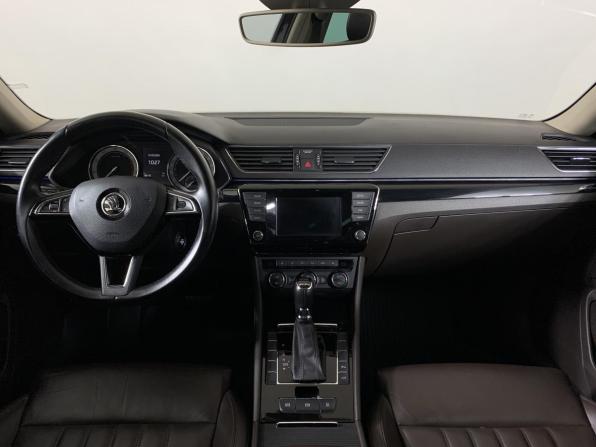 Skoda Superb III с пробегом 2015 года, цена 1 550 000 рублей, 188130 км, лифтбек, Автокод Объявления