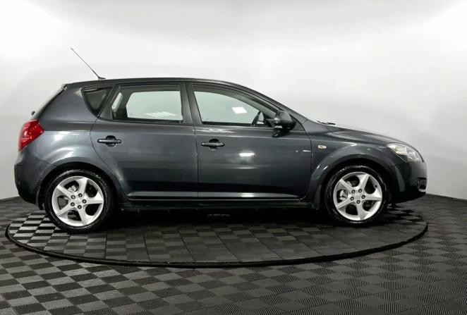 Kia Ceed I с пробегом 2008 года, цена 900 000 рублей, 130765 км, хэтчбек, Автокод Объявления