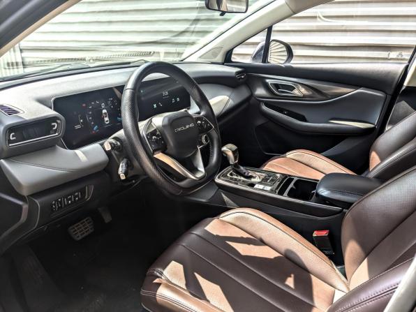 BAIC U5 Plus с пробегом 2023 года, цена 900 000 рублей, 109346 км, седан, Автокод Объявления