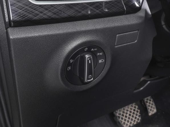 Volkswagen Polo VI с пробегом 2021 года, цена 1 589 000 рублей, 176525 км, лифтбек, Автокод Объявления