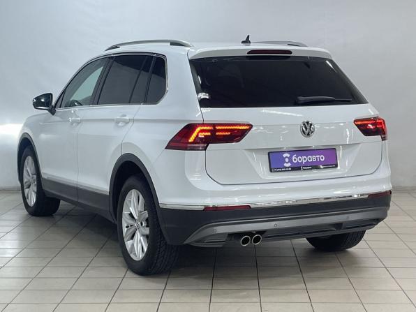 Volkswagen Tiguan II с пробегом 2017 года, цена 2 199 000 рублей, 87507 км, внедорожник, Автокод Объявления