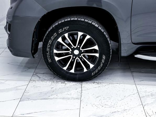 Toyota Land Cruiser Prado 150 Series Рестайлинг 1 с пробегом 2014 года, цена 2 899 000 рублей, 195087 км, внедорожник, Автокод Объявления