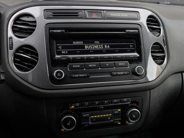 Volkswagen Tiguan I Рестайлинг с пробегом 2012 года, цена 1 170 000 рублей, 210113 км, внедорожник, Автокод Объявления