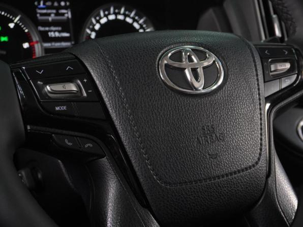 Toyota Land Cruiser 200 Series Рестайлинг 2 с пробегом 2015 года, цена 4 999 000 рублей, 145219 км, внедорожник, Автокод Объявления