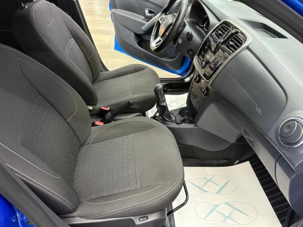 Renault Sandero II Рестайлинг с пробегом 2019 года, цена 1 170 000 рублей, 93017 км, хэтчбек, Автокод Объявления