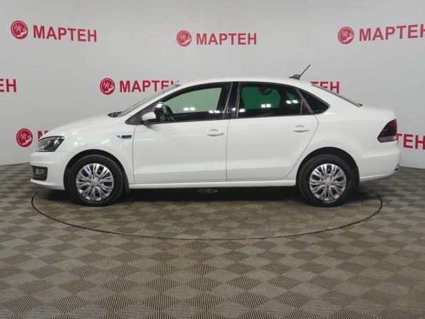 Volkswagen Polo V Рестайлинг с пробегом 2018 года, цена 1 189 000 рублей, 130244 км, седан, Автокод Объявления