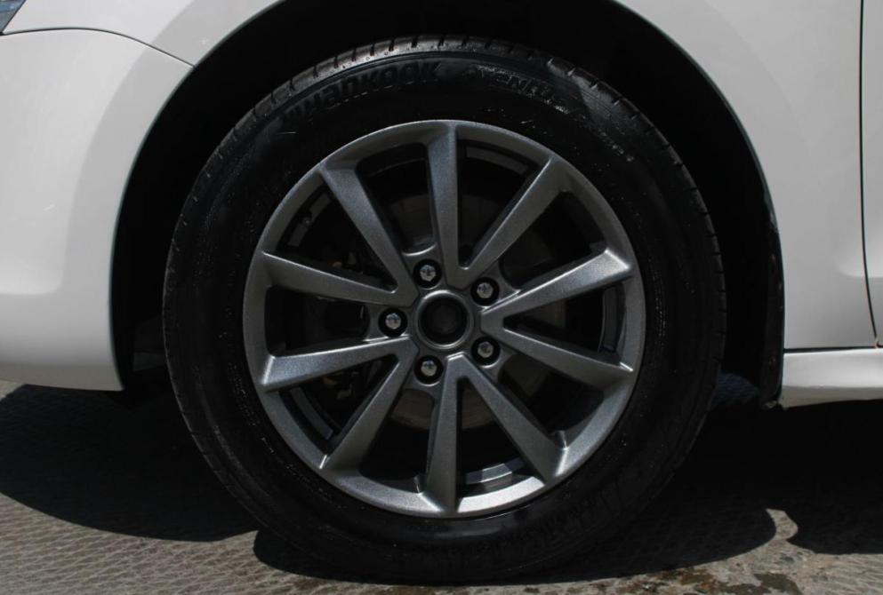 Volkswagen Jetta VI Рестайлинг Саратов  - изображение 15