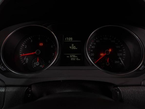 Volkswagen Jetta VI Рестайлинг с пробегом 2015 года, цена 1 199 000 рублей, 89216 км, седан, Автокод Объявления