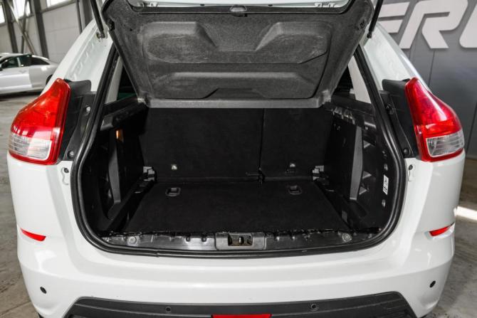 Lada (ВАЗ) XRAY I с пробегом 2017 года, цена 720 000 рублей, 102157 км, хэтчбек, Автокод Объявления