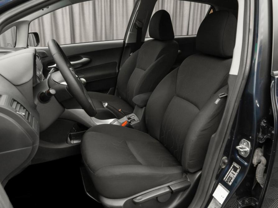 Toyota Auris I Рестайлинг Москва  - изображение 9
