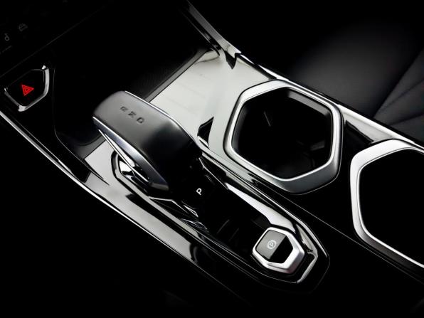 Geely Atlas II с пробегом 2024 года, цена 2 770 000 рублей, 69150 км, внедорожник, Автокод Объявления