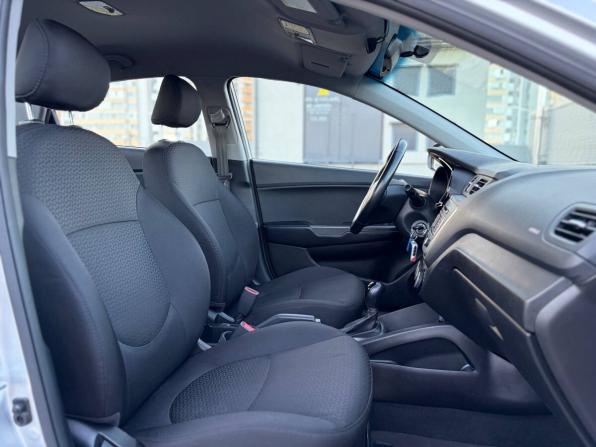 Kia Rio III Рестайлинг с пробегом 2016 года, цена 1 040 000 рублей, 115000 км, седан, Автокод Объявления