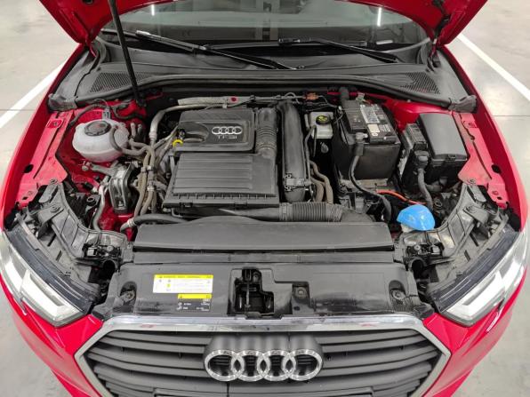 Audi A3 III (8V) Рестайлинг с пробегом 2018 года, цена 1 990 000 рублей, 62006 км, седан, Автокод Объявления