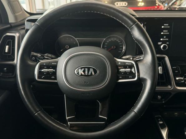 Kia Sorento IV с пробегом 2021 года, цена 3 795 000 рублей, 56509 км, внедорожник, Автокод Объявления