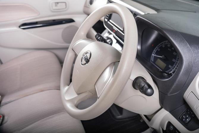 Nissan Dayz Roox I Рестайлинг с пробегом 2016 года, цена 899 000 рублей, 56000 км, хэтчбек, Автокод Объявления