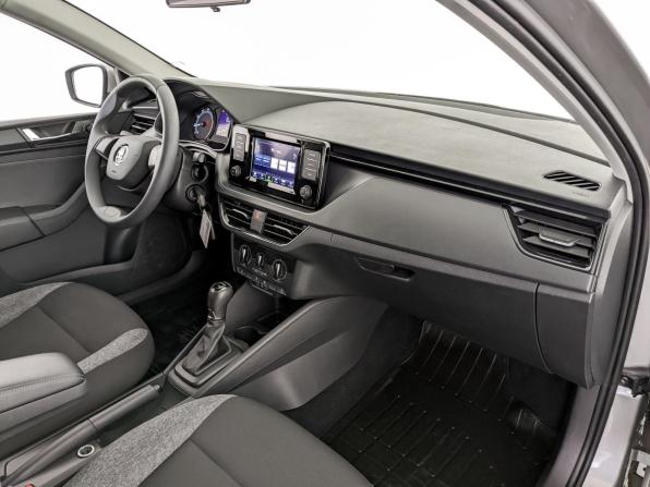 Skoda Rapid II с пробегом 2021 года, цена 1 465 000 рублей, 85052 км, лифтбек, Автокод Объявления