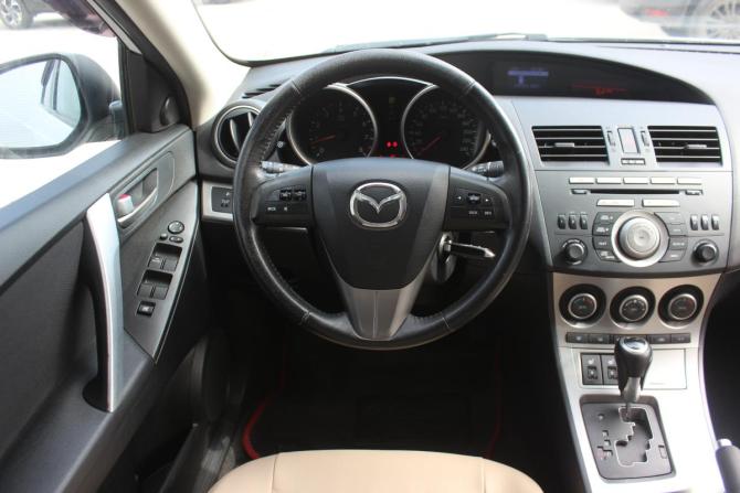 Mazda 3 II (BL) Рестайлинг с пробегом 2011 года, цена 737 000 рублей, 157560 км, седан, Автокод Объявления
