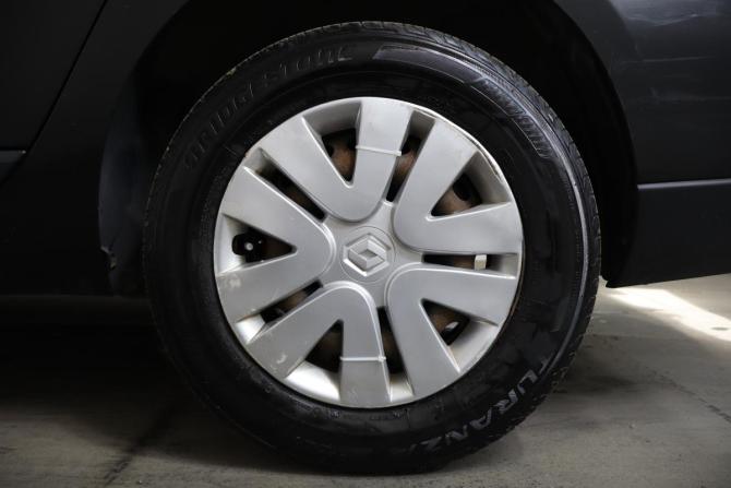 Renault Fluence I с пробегом 2011 года, цена 629 000 рублей, 200000 км, седан, Автокод Объявления